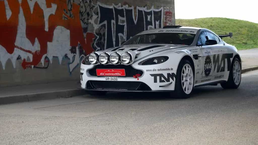 Aston Martin V8 Vantage GT4 Rallye "one of one" Ex-Delecour! 05/2012-photo-15