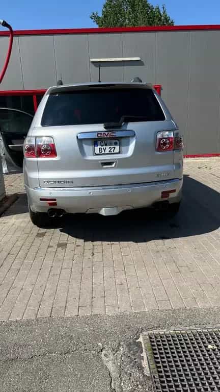 GMC Acadia 04/2012-photo-3
