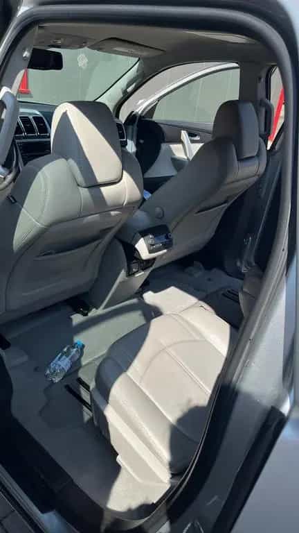GMC Acadia 04/2012-photo-8