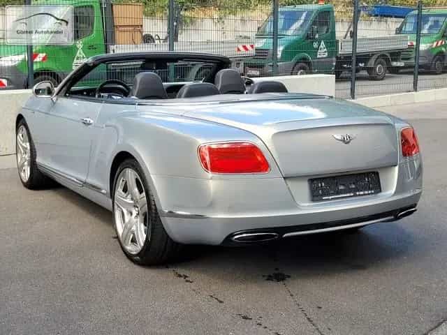 Bentley Continental GTC W12 Mulliner erst 19.200 km 04/2013-photo-5