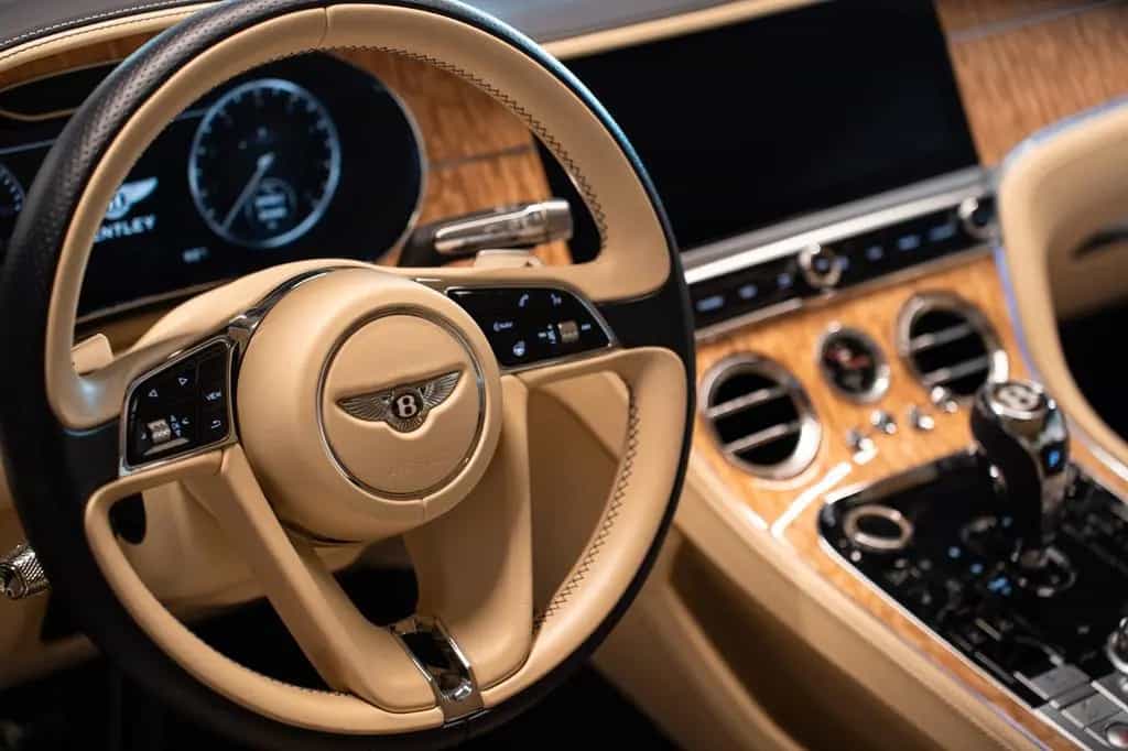 Bentley Continental GT W12 MY 2020 11/2019-photo-16