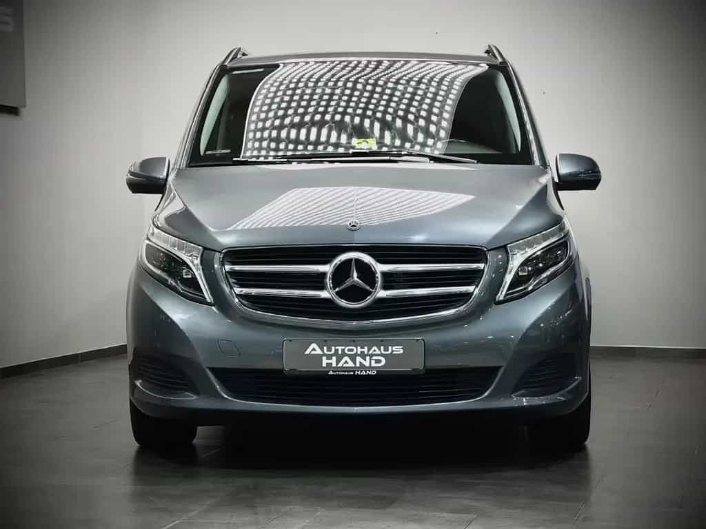 Mercedes-Benz V-Class 12/2018-photo-1
