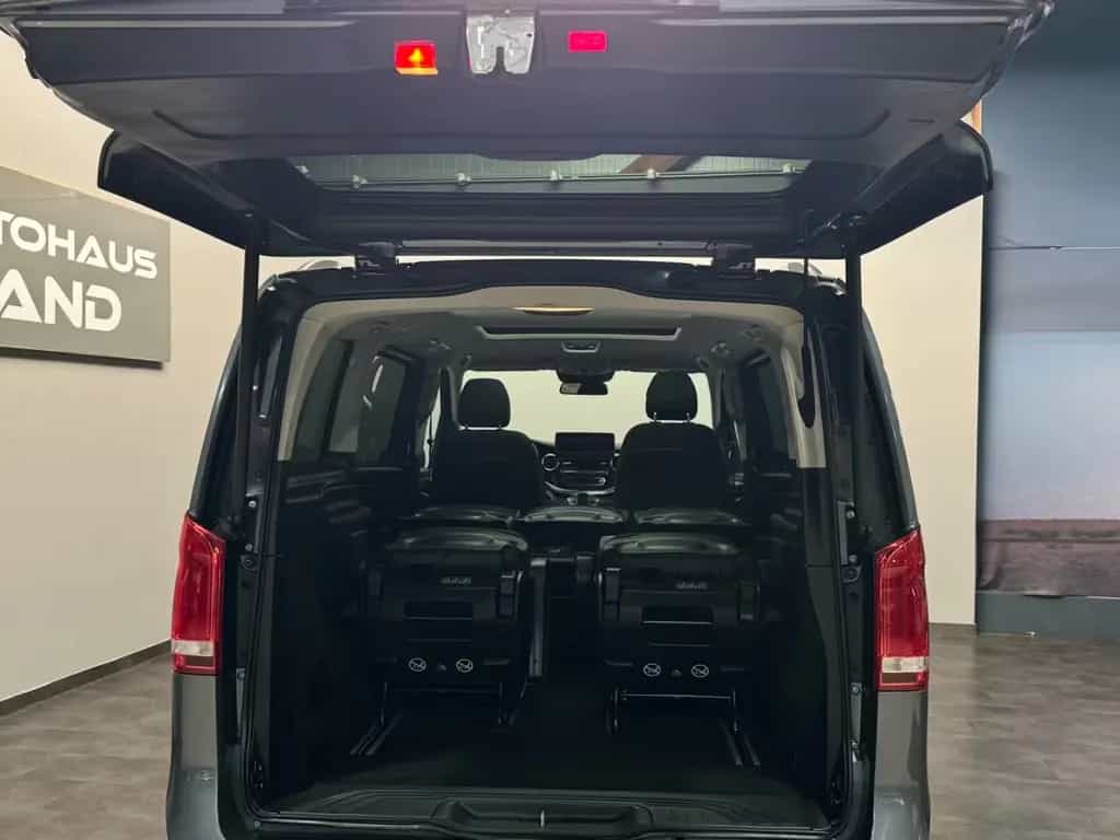 Mercedes-Benz V-Class 12/2018-photo-10