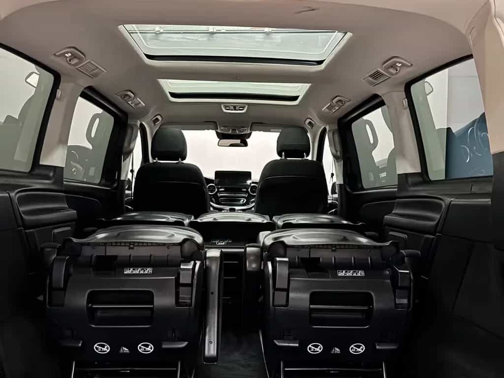 Mercedes-Benz V-Class 12/2018-photo-11