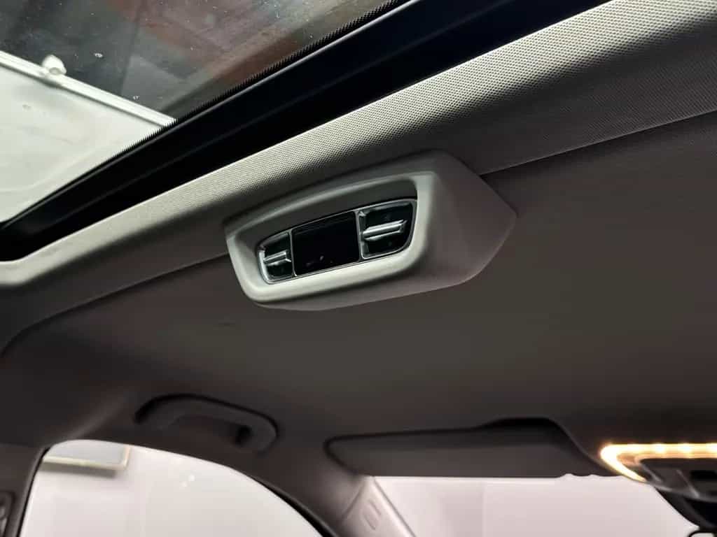Mercedes-Benz V-Class 12/2018-photo-15