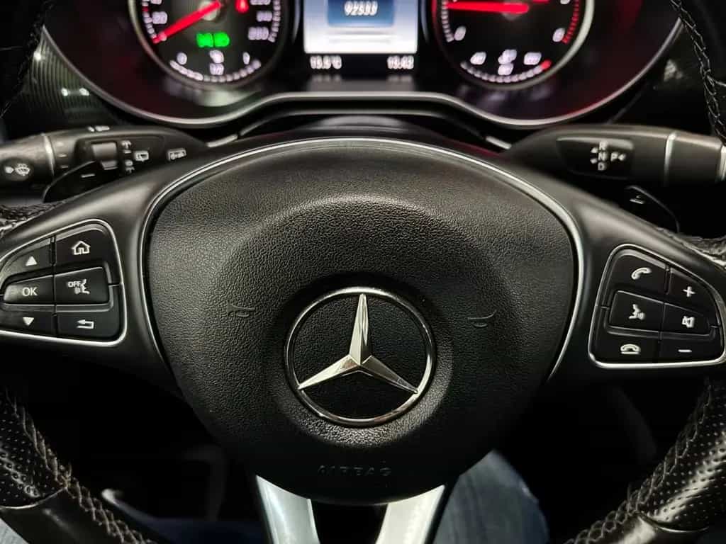 Mercedes-Benz V-Class 12/2018-photo-17