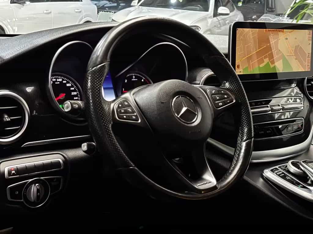 Mercedes-Benz V-Class 12/2018-photo-21