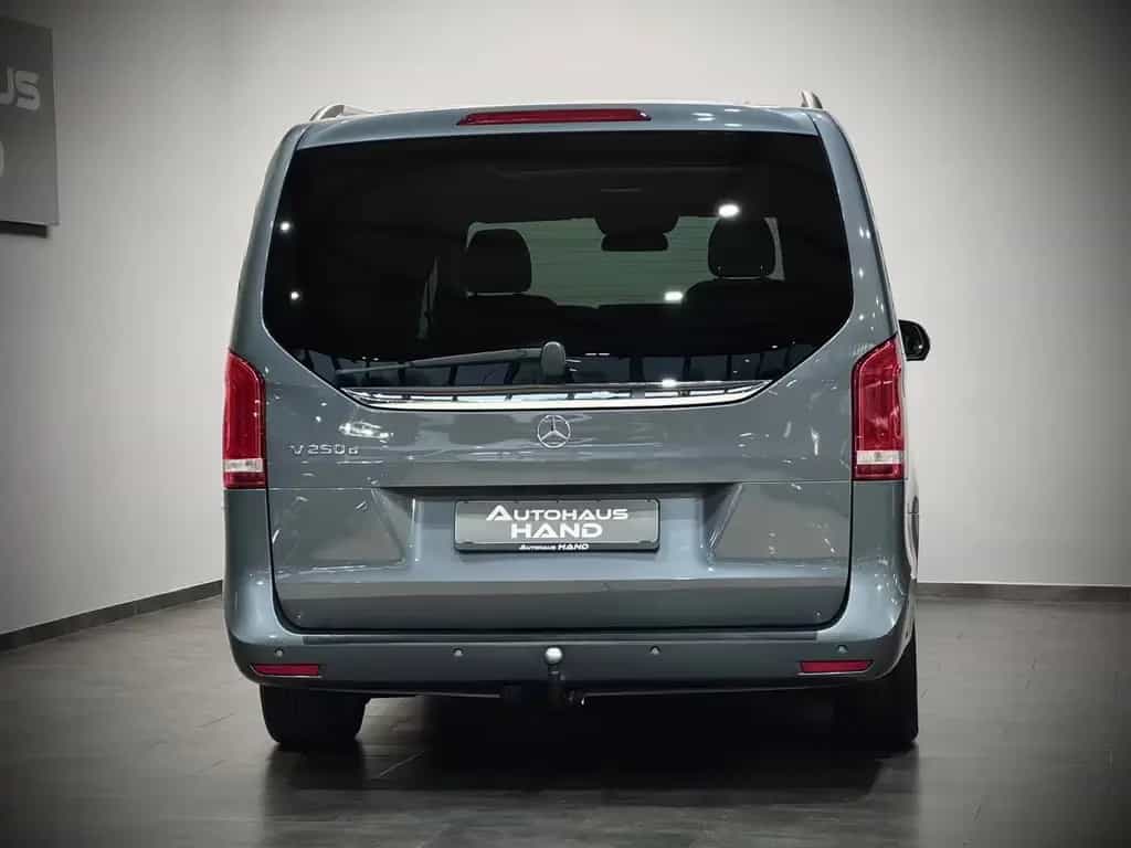 Mercedes-Benz V-Class 12/2018-photo-6