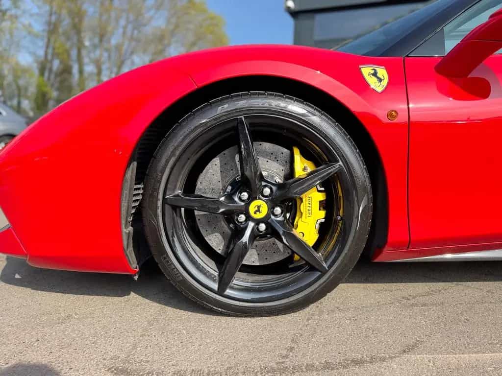 Ferrari 488 SPIDER*RACING SEATS*CARBON*JBL*KAMERA*LIFT* 03/2017-photo-13