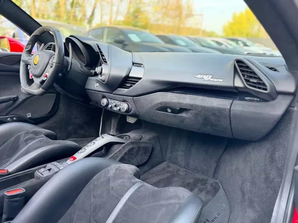 Ferrari 488 SPIDER*RACING SEATS*CARBON*JBL*KAMERA*LIFT* 03/2017-photo-18