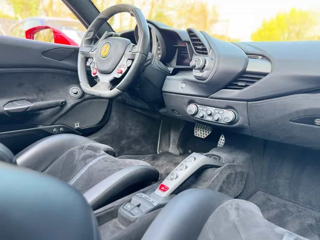 Ferrari 488 SPIDER*RACING SEATS*CARBON*JBL*KAMERA*LIFT* 03/2017-photo-19
