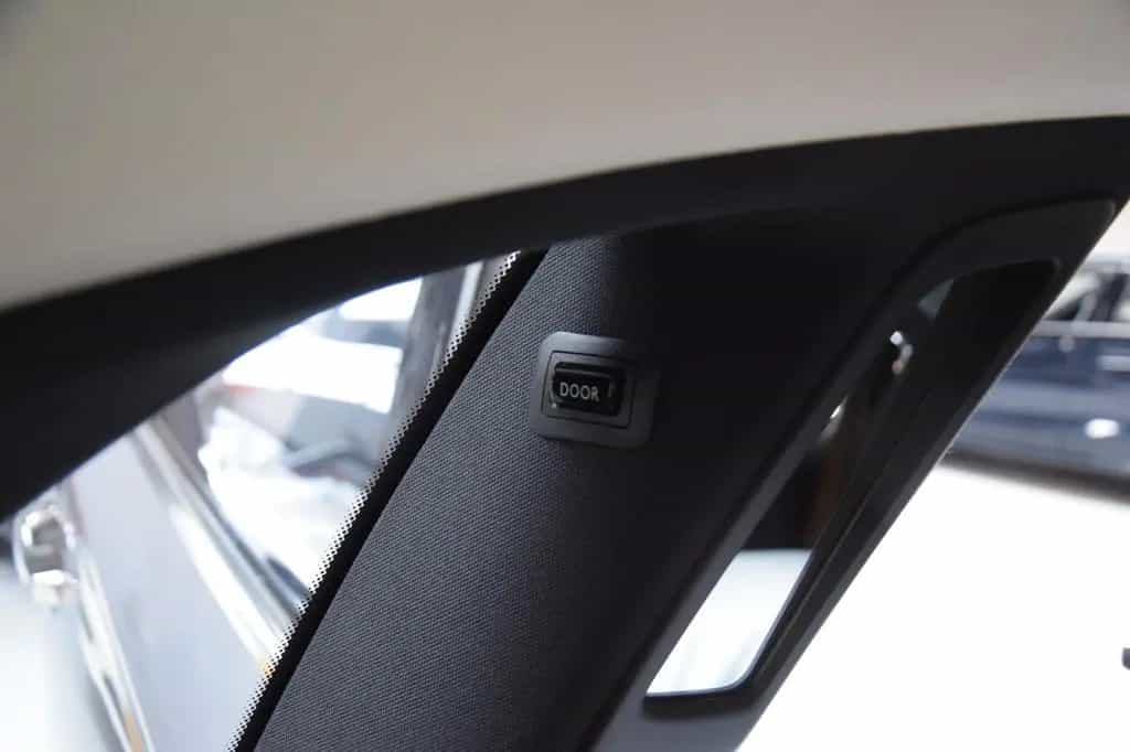 Rolls-Royce Ghost 6.6 V12 Serie II FaceLift  Massage 01/2015-photo-41