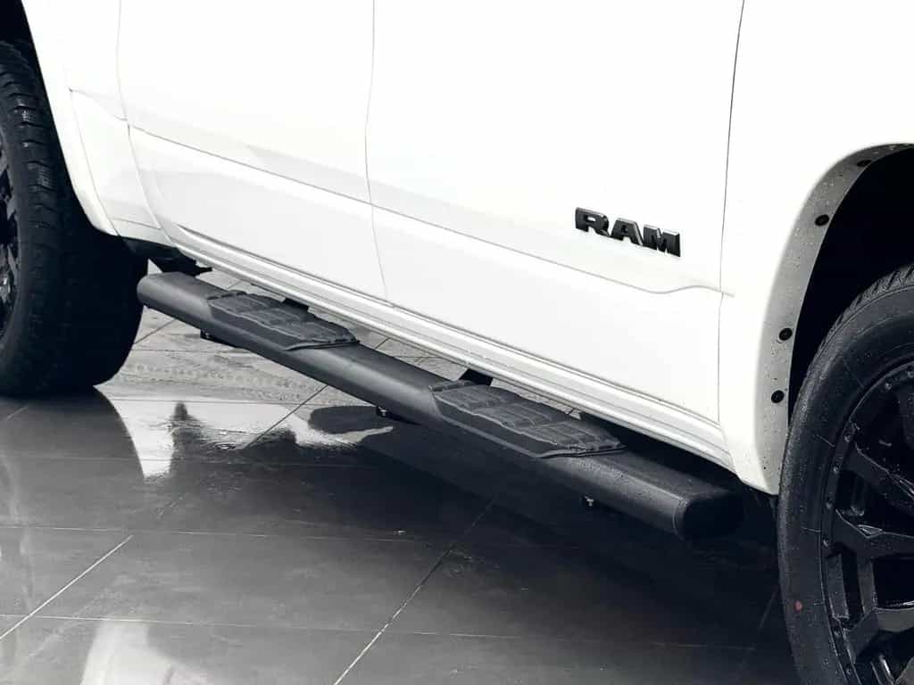 Dodge RAM 5.7 V8 HEMI Laramie*Perl Weiss*12"Display 01/2021-photo-9