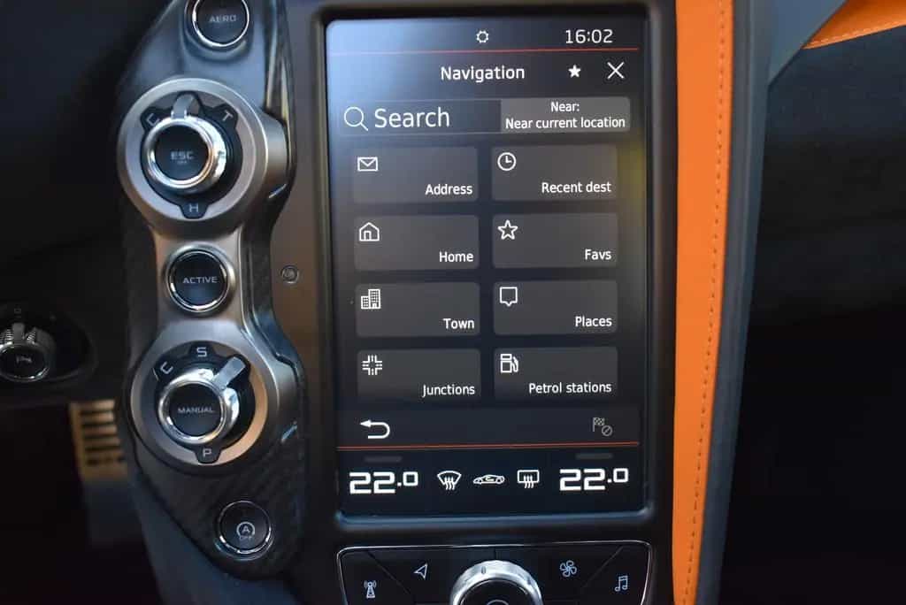 McLaren 720S 10/2017-photo-21