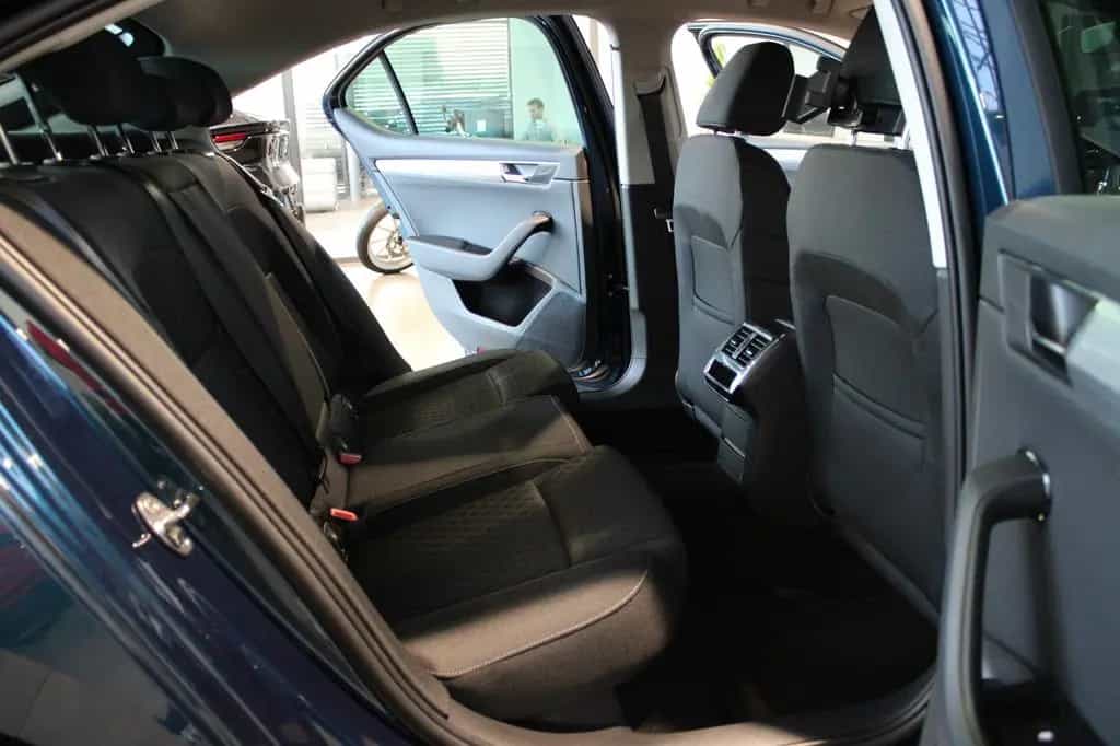 Skoda Superb Lim. 2.0 TSI DSG Ambition/Amundsen/Led´s 02/2022-photo-18