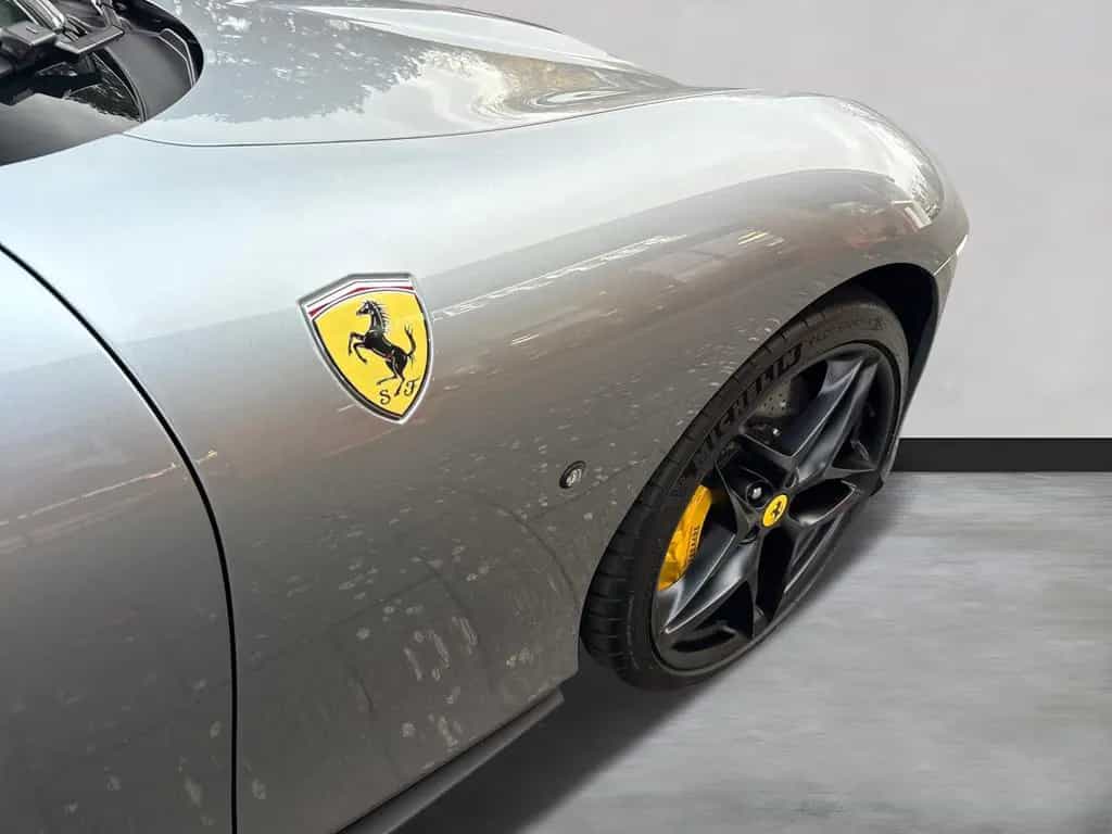 Ferrari Roma Spider *LED-Scheinwerfer*20 Zoll Felge* 05/2024-photo-10