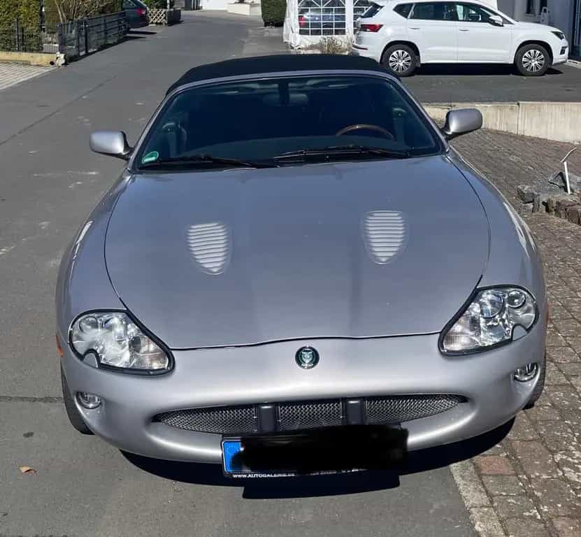Jaguar XKR S/C Cabriolet - 8 Zylinder 4.0 Liter 363 10/2000-photo-0