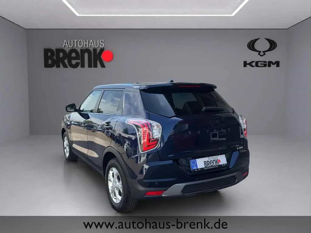 KGM Tivoli Essential 1.5 2WD *SHZ/RFK/APP/PDC* null-photo-3
