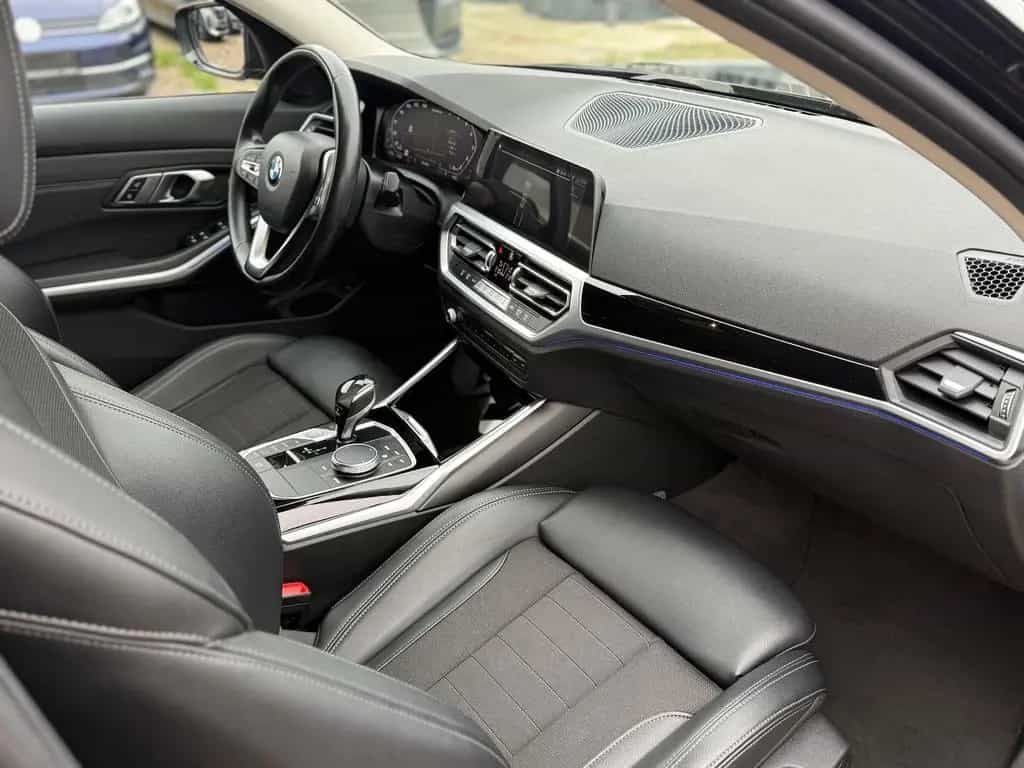 BMW 3 Series 330i Sportline/Vollleder/Navi/3-Zone-Automatik 11/2019-photo-13