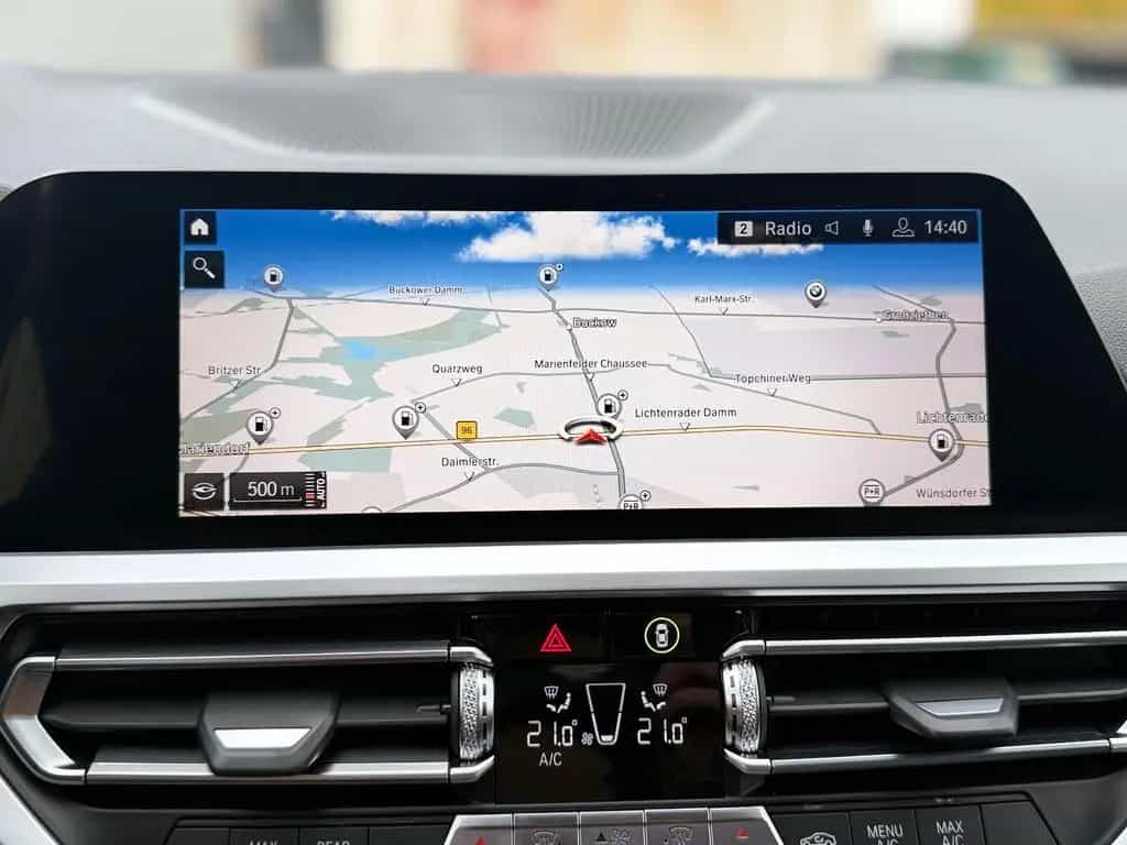 BMW 3 Series 330i Sportline/Vollleder/Navi/3-Zone-Automatik 11/2019-photo-23