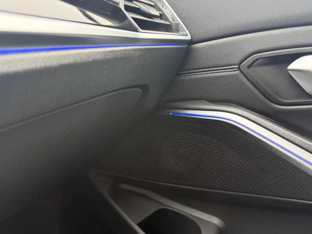 BMW 3 Series 330i Sportline/Vollleder/Navi/3-Zone-Automatik 11/2019-photo-25