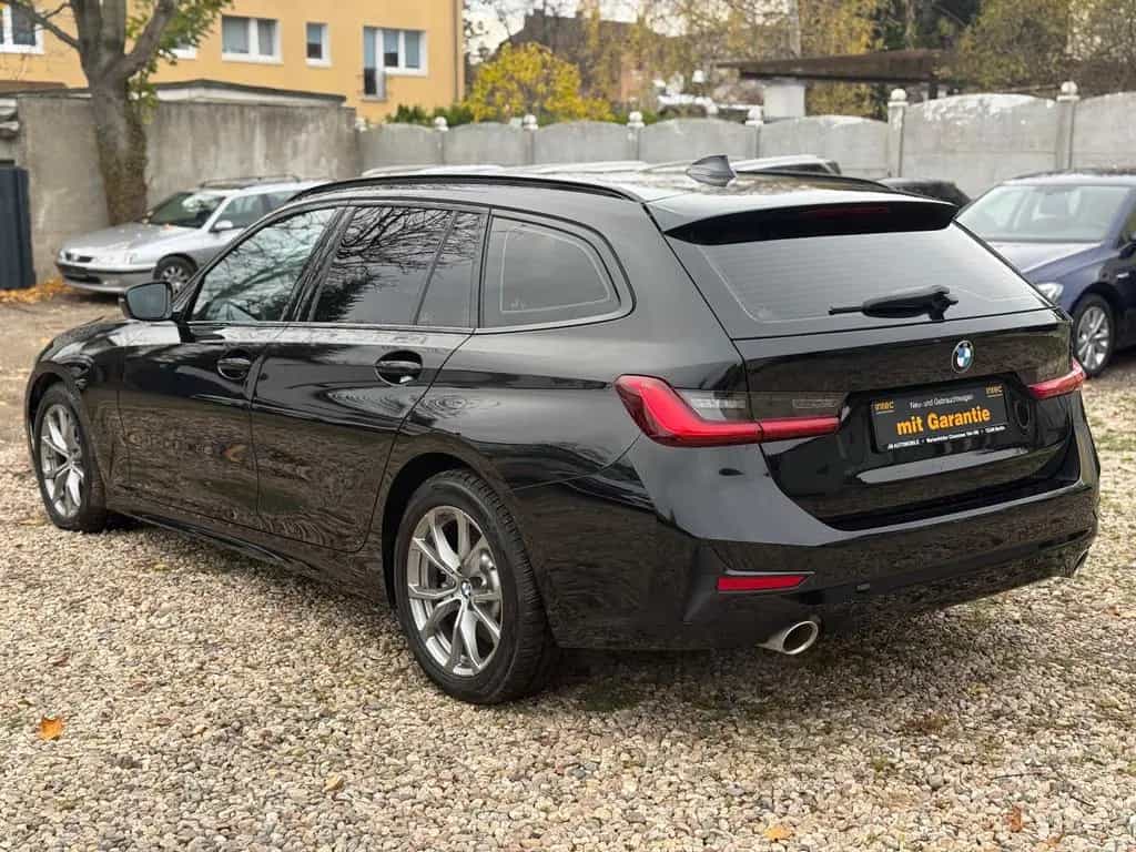 BMW 3 Series 330i Sportline/Vollleder/Navi/3-Zone-Automatik 11/2019-photo-4