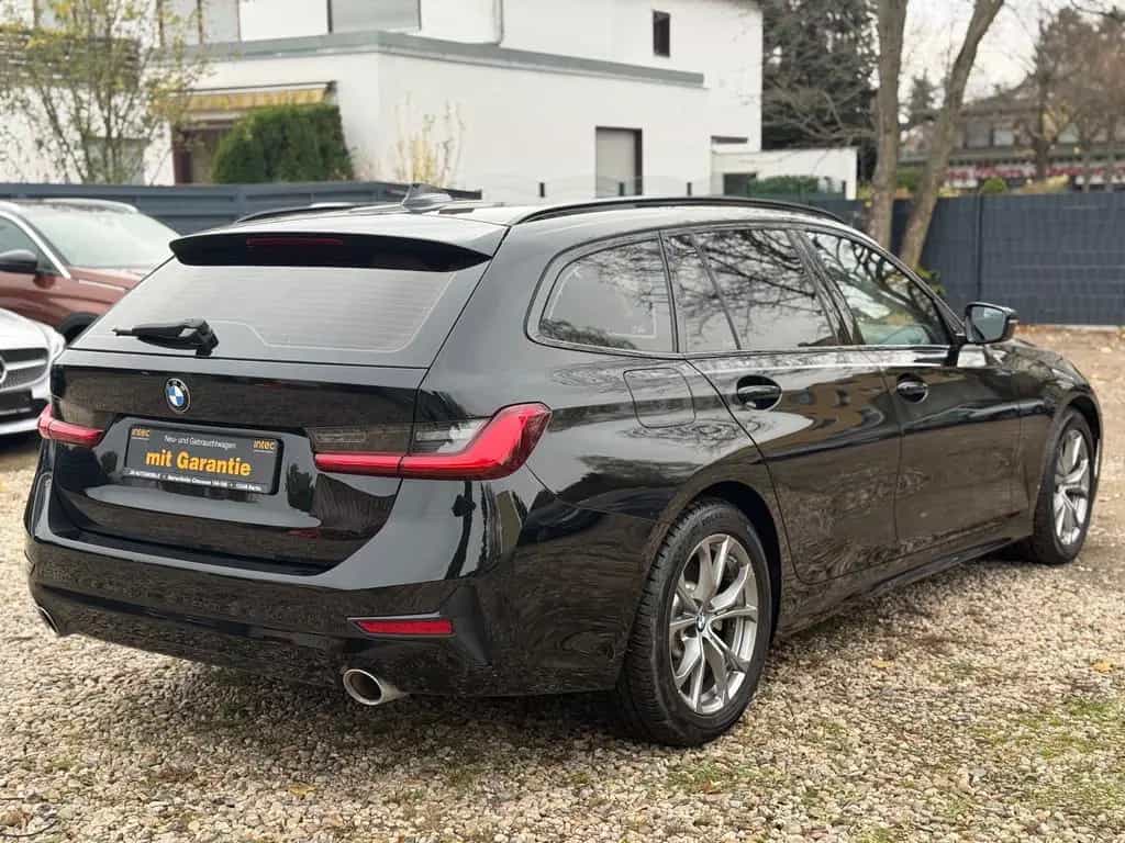BMW 3 Series 330i Sportline/Vollleder/Navi/3-Zone-Automatik 11/2019-photo-8