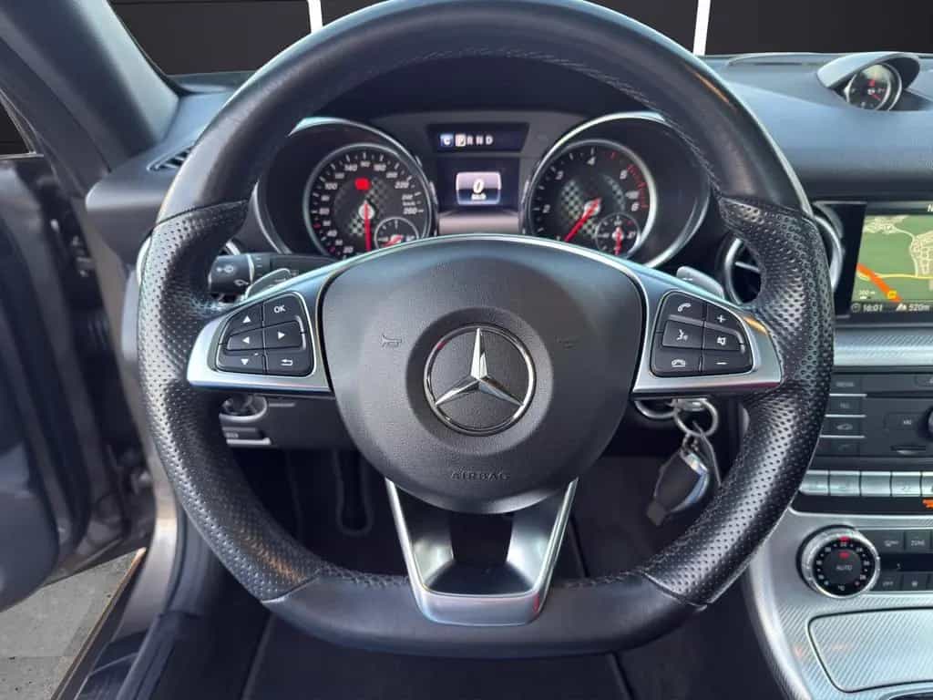 Mercedes-Benz SLC-Class 250 d*AMG*Pano-Dach* Airscarf*LED*H&K*TOTW.* 10/2017-photo-10