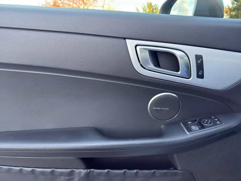 Mercedes-Benz SLC-Class 250 d*AMG*Pano-Dach* Airscarf*LED*H&K*TOTW.* 10/2017-photo-11