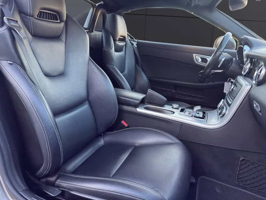 Mercedes-Benz SLC-Class 250 d*AMG*Pano-Dach* Airscarf*LED*H&K*TOTW.* 10/2017-photo-15