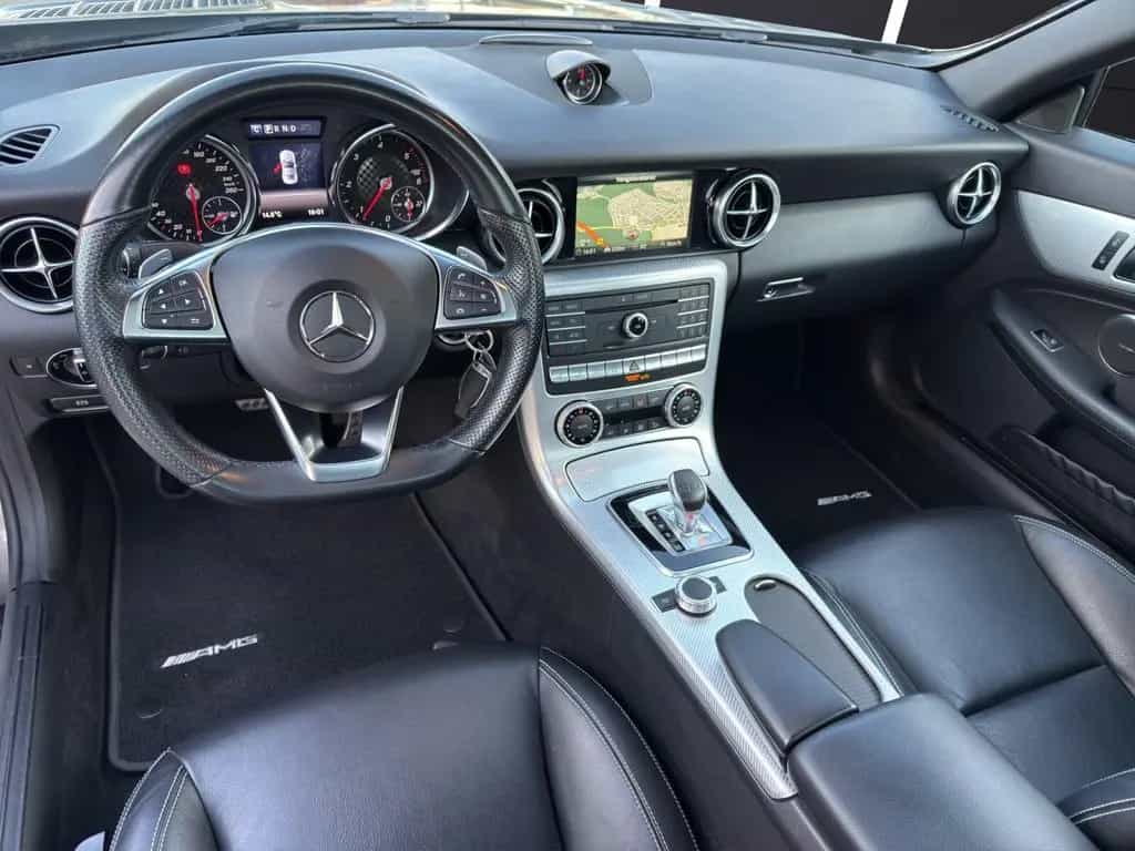 Mercedes-Benz SLC-Class 250 d*AMG*Pano-Dach* Airscarf*LED*H&K*TOTW.* 10/2017-photo-8