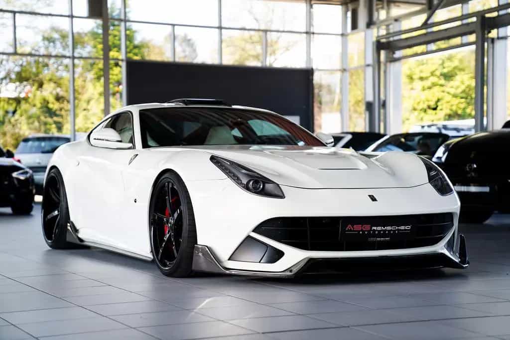 Ferrari F12 Berlinetta *Einzelstück *Carbon *Lift *22 * 04/2015-photo-1