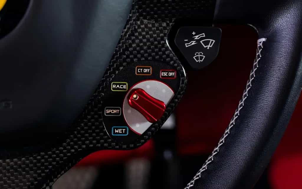 Ferrari F12 Berlinetta *Einzelstück *Carbon *Lift *22 * 04/2015-photo-29
