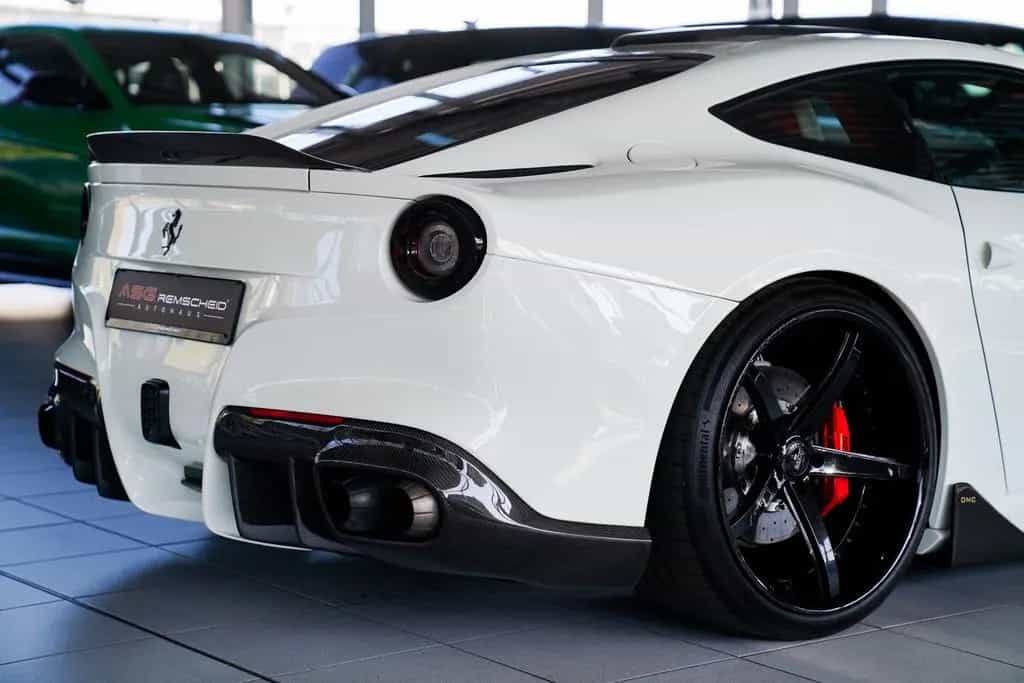Ferrari F12 Berlinetta *Einzelstück *Carbon *Lift *22 * 04/2015-photo-35