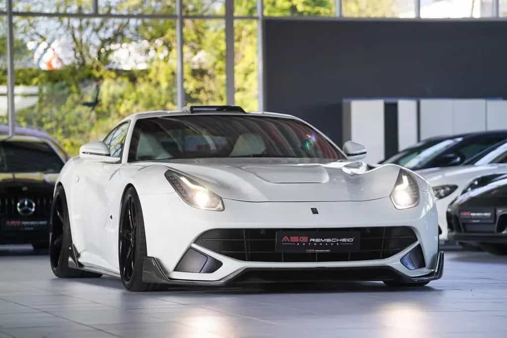 Ferrari F12 Berlinetta *Einzelstück *Carbon *Lift *22 * 04/2015-photo-5