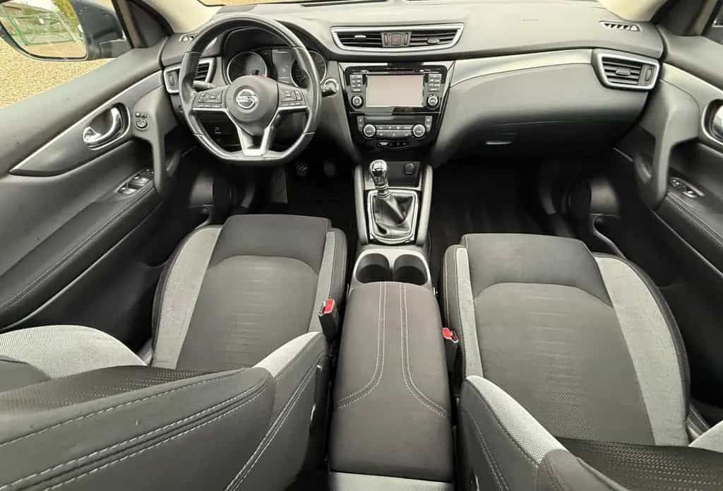 Nissan Qashqai N-Connecta Panorama-Dach,Navi,Garantie 03/2018-photo-10
