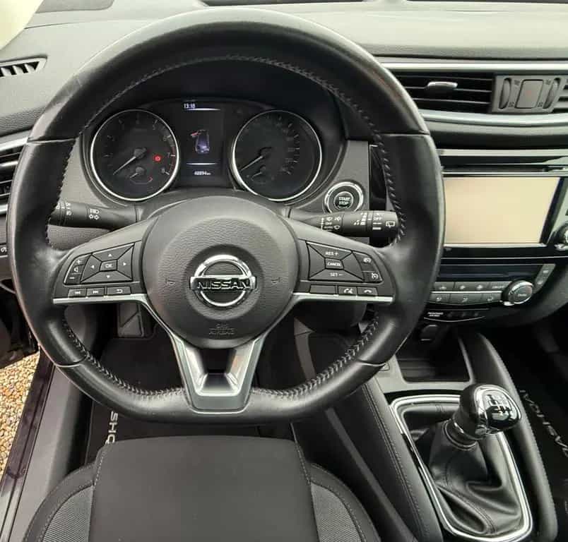 Nissan Qashqai N-Connecta Panorama-Dach,Navi,Garantie 03/2018-photo-16