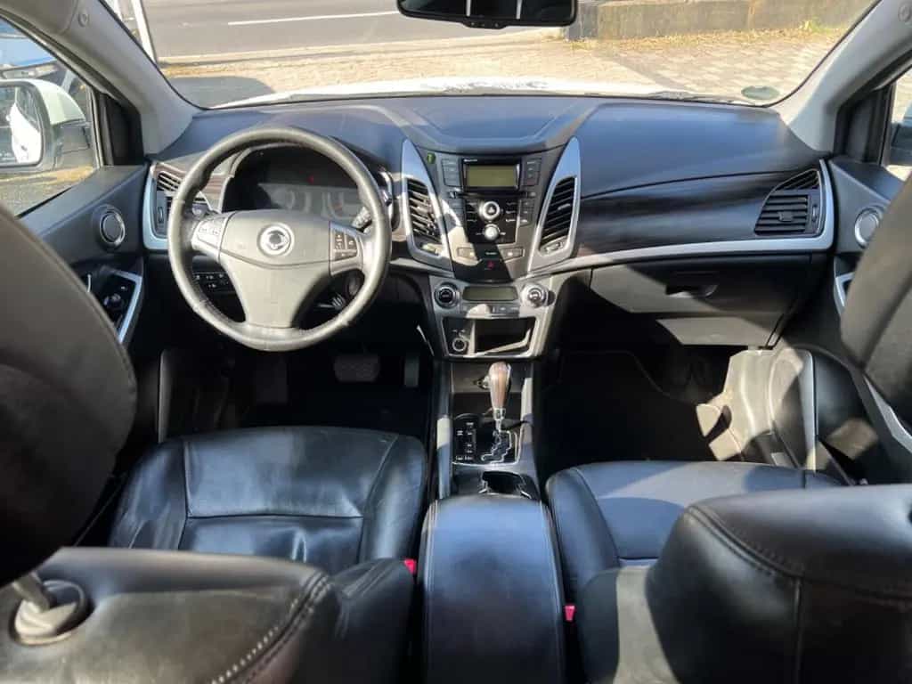 Ssangyong Korando 2.0 D 4X4 /Automatik/NavI /Xenon/ Leder 04/2014-photo-10