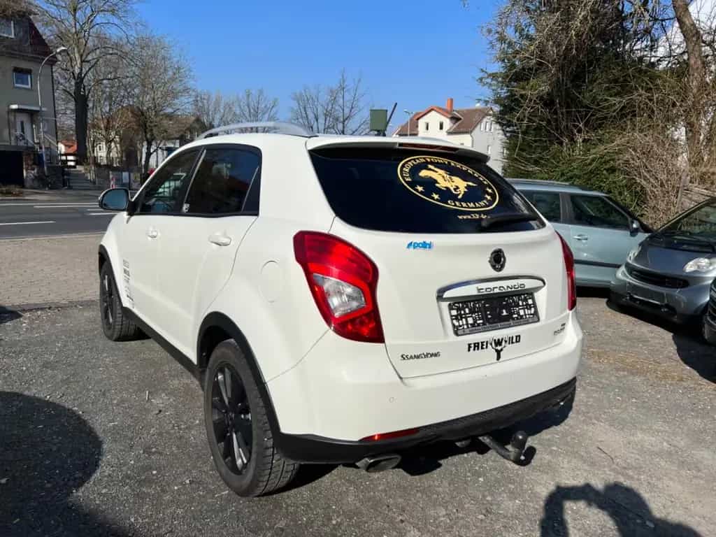 Ssangyong Korando 2.0 D 4X4 /Automatik/NavI /Xenon/ Leder 04/2014-photo-5