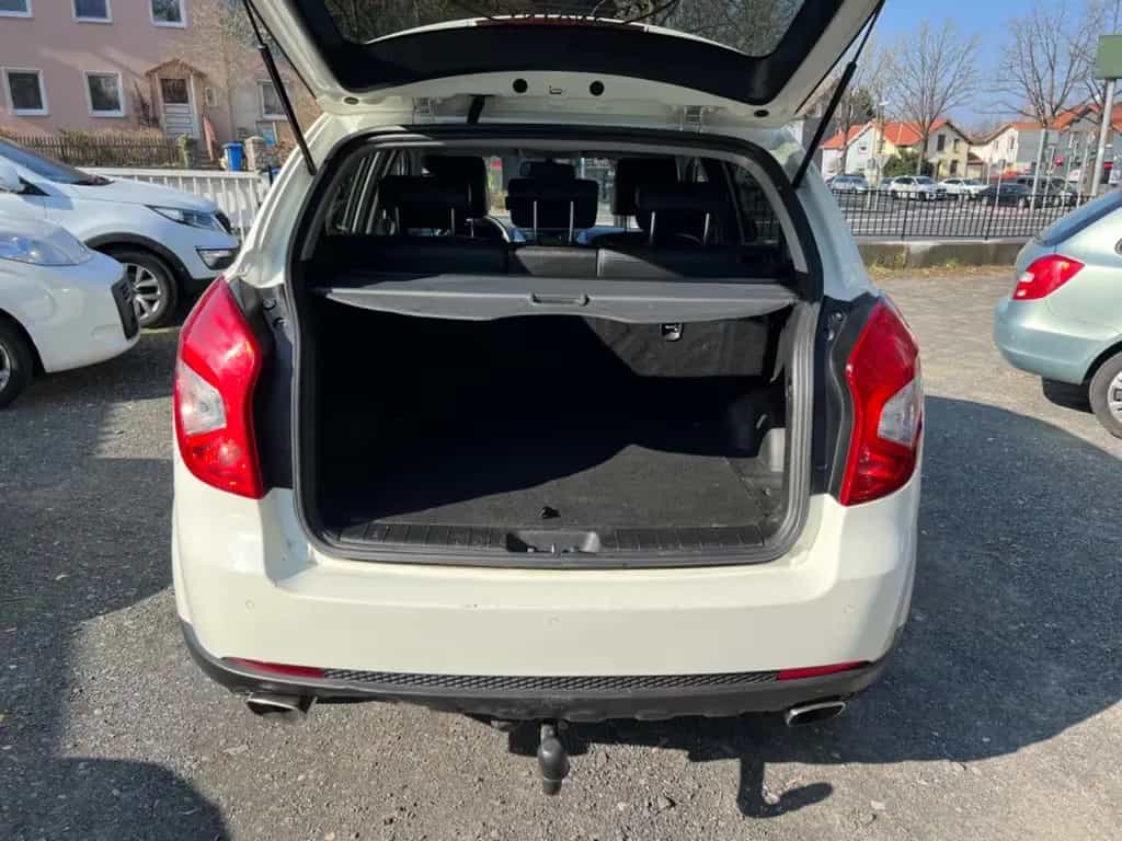 Ssangyong Korando 2.0 D 4X4 /Automatik/NavI /Xenon/ Leder 04/2014-photo-8