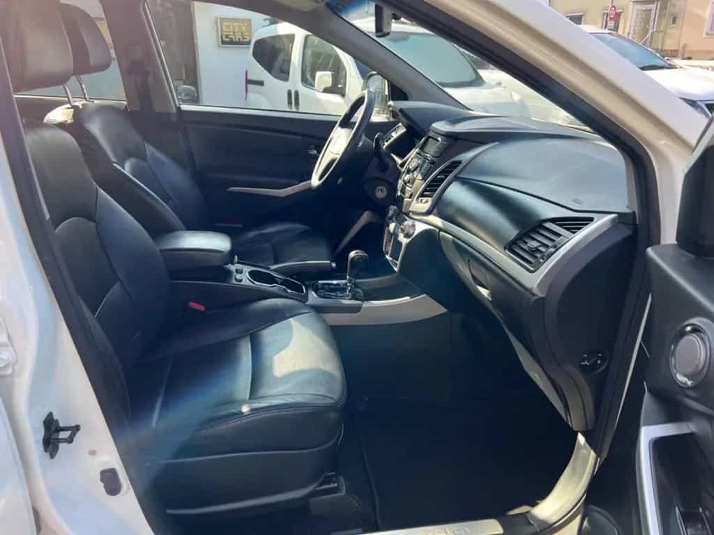 Ssangyong Korando 2.0 D 4X4 /Automatik/NavI /Xenon/ Leder 04/2014-photo-9