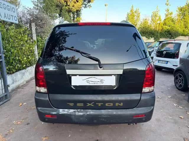 Ssangyong Rexton REXTON 2.7 XDi cat Premium 3 TOD 07/2005-photo-3