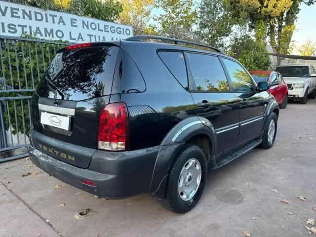Ssangyong Rexton REXTON 2.7 XDi cat Premium 3 TOD 07/2005-photo-4