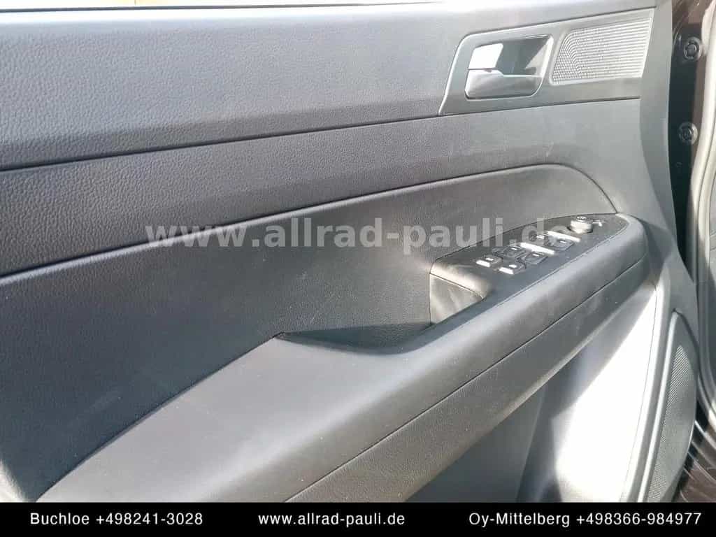 KGM Musso Grand 2.2D Khan 4x4 | ROLLCOVER, TRITTBRE. null-photo-9
