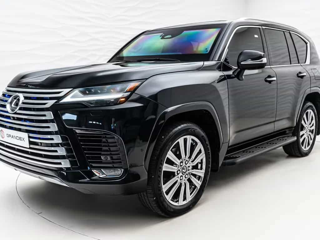 Lexus LX 600 Ultra LUXURY*ARMORED B6*4 Seats*TV null-photo-0