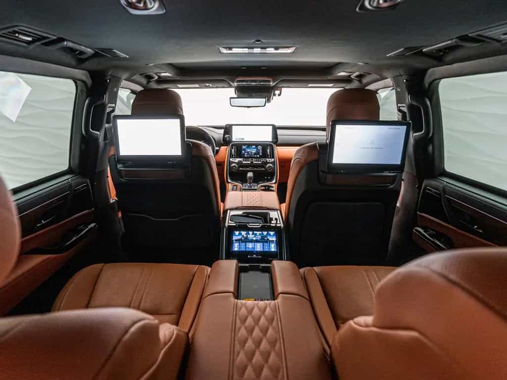Lexus LX 600 Ultra LUXURY*ARMORED B6*4 Seats*TV null-photo-40