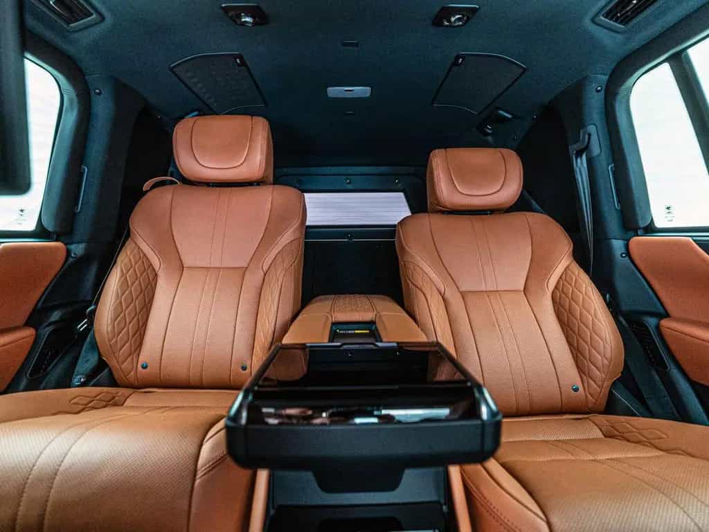 Lexus LX 600 Ultra LUXURY*ARMORED B6*4 Seats*TV null-photo-44