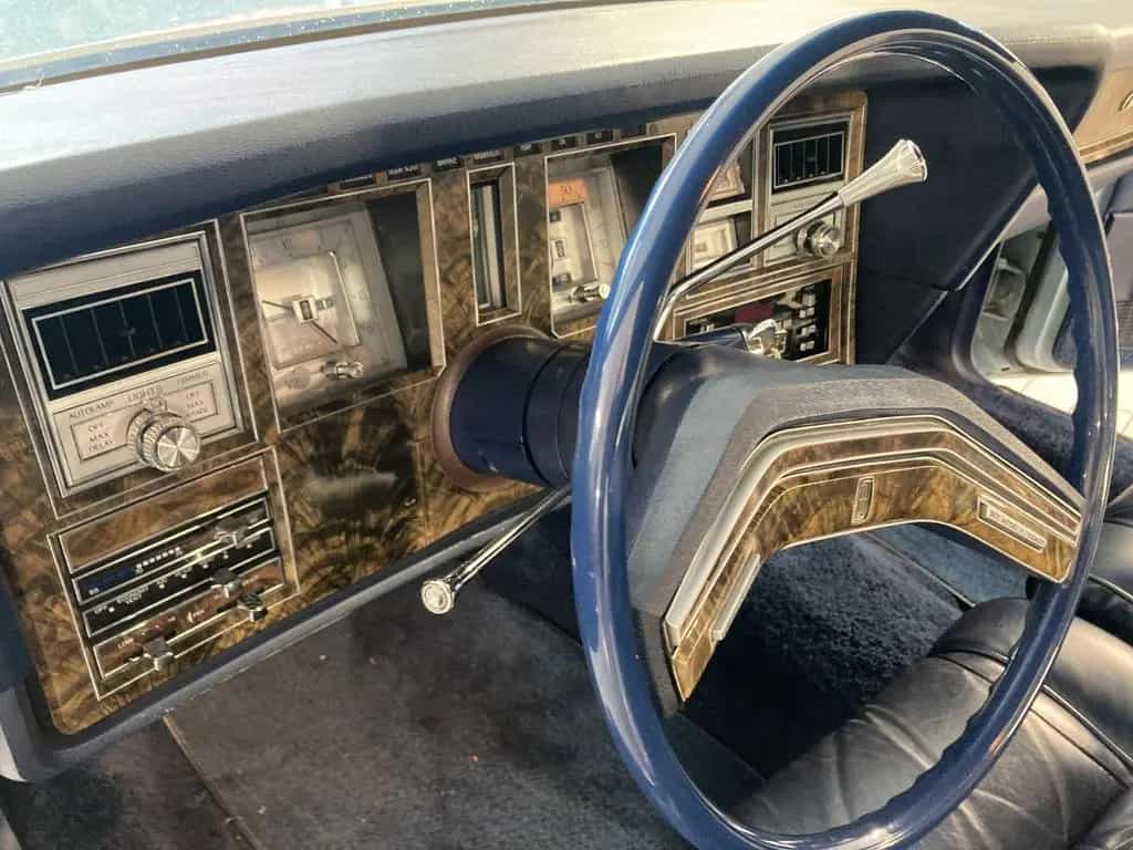 Lincoln Continental MK V Coupe, nur 6064 KM Laufleistung 07/1979-photo-11