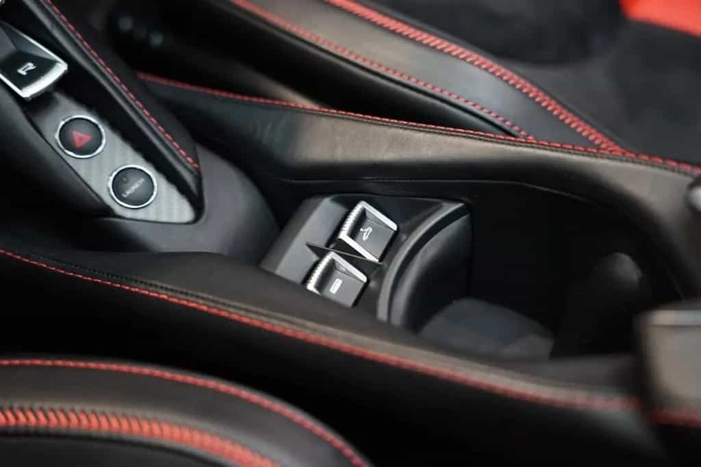 McLaren 720S *Performance*Carbon*Lift*B&W*Warranty 09/2019-photo-13