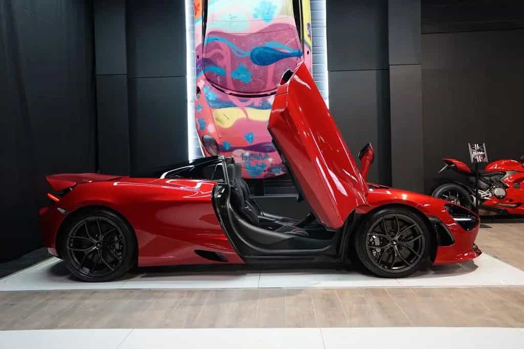 McLaren 720S *Performance*Carbon*Lift*B&W*Warranty 09/2019-photo-2
